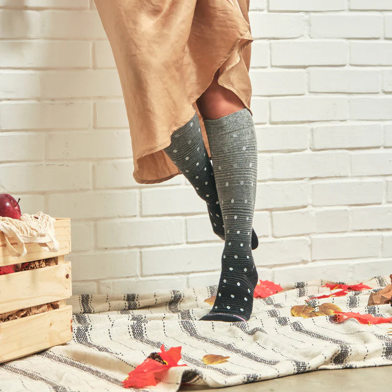 Compression Knee High Socks for women | Dots on ombre